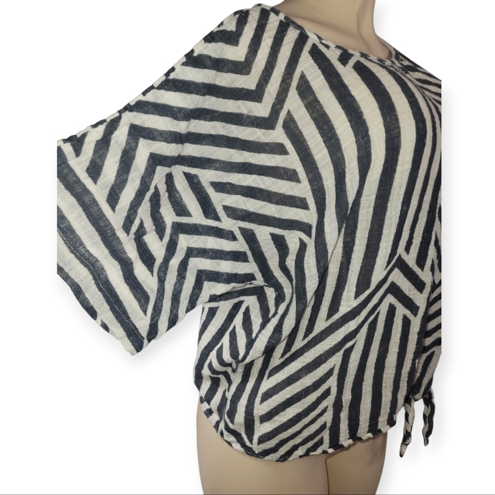 CHARLIE B Black and White Chevron Blouse - Picture 3 of 6